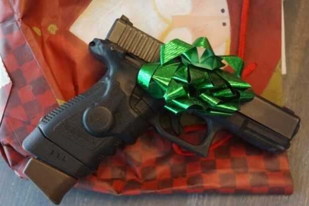 Clay Martin: Marine Special Operators Trash 1911 for Glock 19! Christmas comes early for MARSOC!