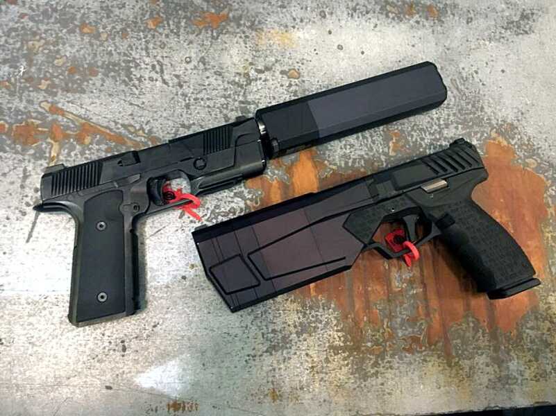 Clay Shoots the Hudson H9 1911/Glock Hybrid - First Impressions – SHOT Show 2017 Clay Shoots the Hudson H9 1911/Glock Hybrid - First Impressions – SHOT Show 2017