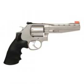 The Fairest of Them All: Smith & Wesson's Performance Center 686 Plus - SHOT Show 2018 The Fairest of Them All: Smith & Wesson's Performance Center 686 Plus - SHOT Show 2018