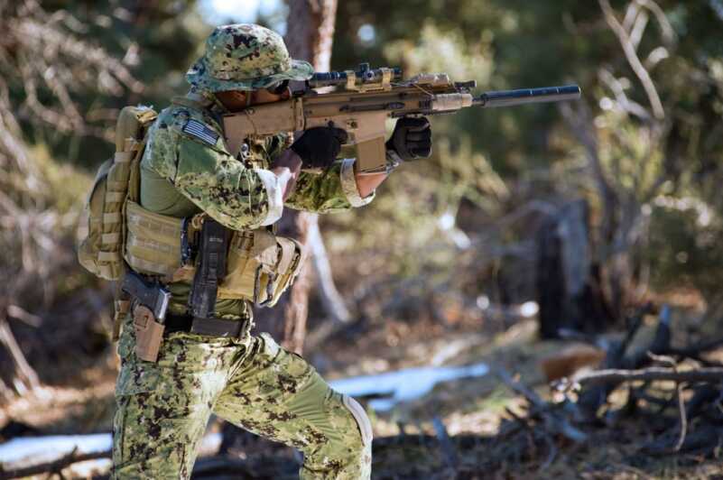 FN SCAR Review - The Most Refined Assault Rifle in the World FN SCAR Review - The Most Refined Assault Rifle in the World