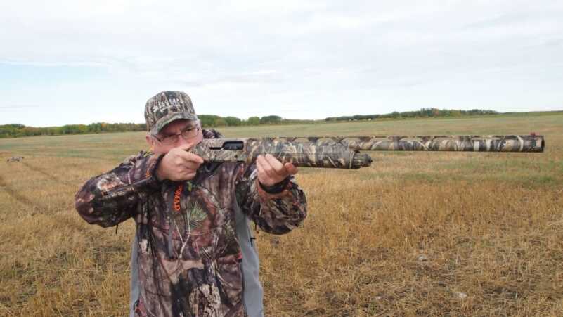 Honkers in The Chilly Morning: Goose Hunting in Central Manitoba Honkers in The Chilly Morning: Goose Hunting in Central Manitoba