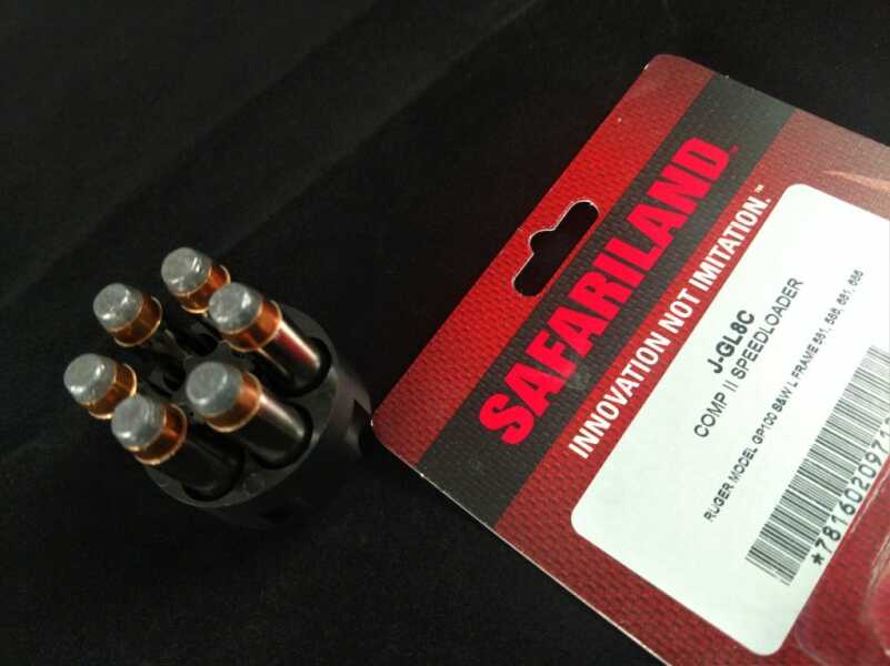 Safariland Comp II Speedloader and Bianchi Speed Strip Review Safariland Comp II Speedloader and Bianchi Speed Strip Review