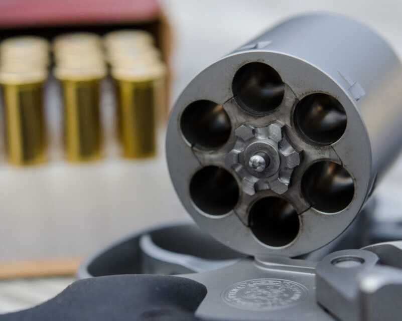 Smith & Wesson Performance Center Model 686 Raises the Bar Again Smith & Wesson Performance Center Model 686 Raises the Bar Again