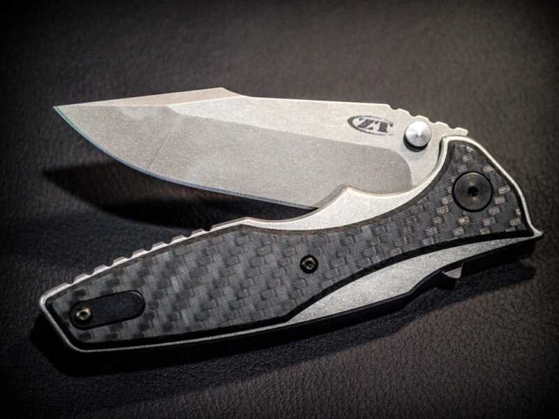 A Glow-In-The-Dark Knife From Zero Tolerance - SHOT Show 2019 A Glow-In-The-Dark Knife From Zero Tolerance - SHOT Show 2019