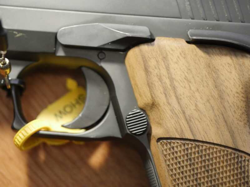 SIG's New P210 Standard & Coyote Tan P365 - NRA 2019 SIG's New P210 Standard & Coyote Tan P365 - NRA 2019