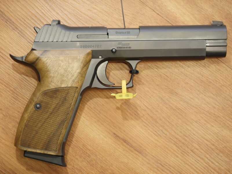 SIG's New P210 Standard & Coyote Tan P365 - NRA 2019 SIG's New P210 Standard & Coyote Tan P365 - NRA 2019