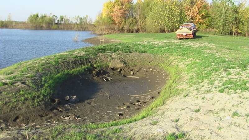 DIY - Building Waterfowl Blinds: Pit and Surface DIY - Building Waterfowl Blinds: Pit and Surface