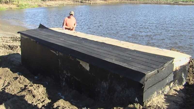 DIY - Building Waterfowl Blinds: Pit and Surface DIY - Building Waterfowl Blinds: Pit and Surface