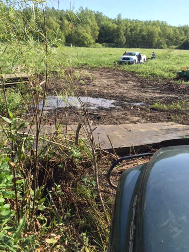 DIY - Building Waterfowl Blinds: Pit and Surface DIY - Building Waterfowl Blinds: Pit and Surface