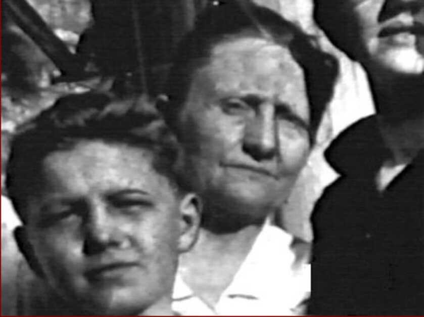 1911 Baby Machine Gun and the Baby Faced Monster: Lester Gillis 1911 Baby Machine Gun and the Baby Faced Monster: Lester Gillis