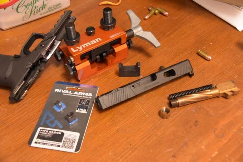 The AccuSight Pistol Sight Tool from Lyman: Another Valuable Tool for the Work Bench The AccuSight Pistol Sight Tool from Lyman: Another Valuable Tool for the Work Bench