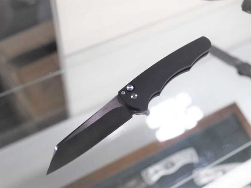 ProTech's New Lineup of Automatic Knives - SHOT Show 2020 ProTech's New Lineup of Automatic Knives - SHOT Show 2020