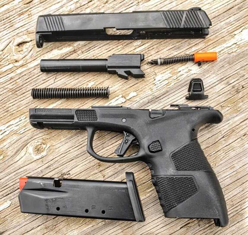 Mossberg's Higher Capacity Solution to Personal Defense: The Slim MC2c Pistol - Full Review - SHOT Show 2020 Mossberg's Higher Capacity Solution to Personal Defense: The Slim MC2c Pistol - Full Review - SHOT Show 2020
