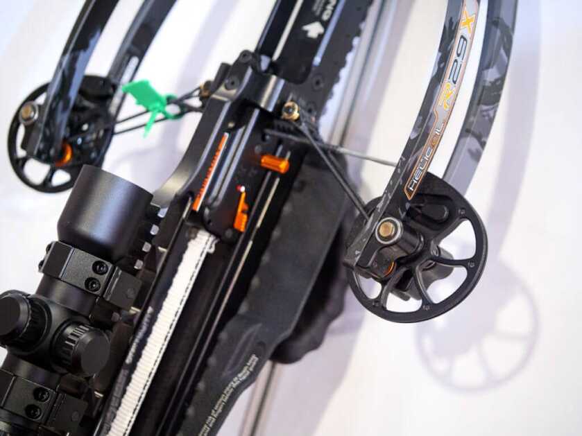More Accurate Than An AK-47??? Ravin's R29X Crossbow - SHOT Show 2020 More Accurate Than An AK-47??? Ravin's R29X Crossbow - SHOT Show 2020