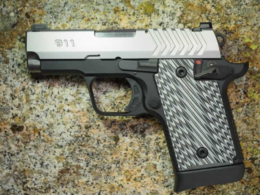 Springfield's 1911 Mini-Me: The 911 9mm Springfield's 1911 Mini-Me: The 911 9mm