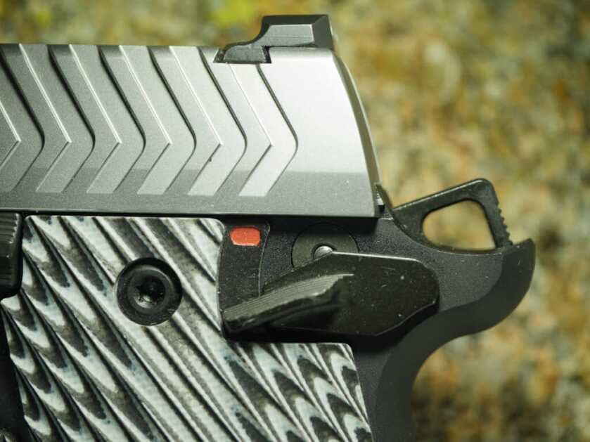 Springfield's 1911 Mini-Me: The 911 9mm Springfield's 1911 Mini-Me: The 911 9mm