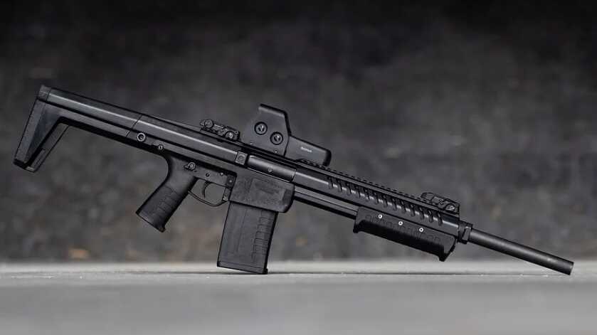 Blackwater Worldwide Launching Sentry Mag-Fed Pump-Action Shotgun Blackwater Worldwide Launching Sentry Mag-Fed Pump-Action Shotgun