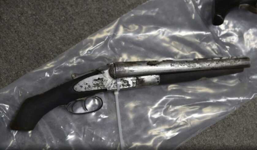Dangerously Stupid: The Idiot with the Sawed-Off Shotgun Dangerously Stupid: The Idiot with the Sawed-Off Shotgun
