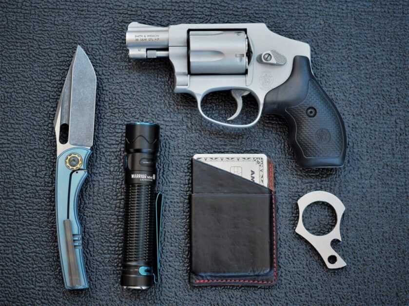 New Warrior Mini 2 Flashlight from Olight New Warrior Mini 2 Flashlight from Olight