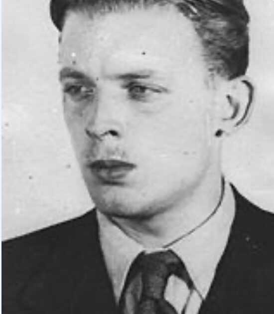 Major Aleksander Tarnawski: The Unkillable Polish Commando Major Aleksander Tarnawski: The Unkillable Polish Commando