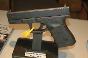 The compact size G32 Gen 4 in .357 Sig is new for this year as well. A handful of power with 13+1 in the gun…