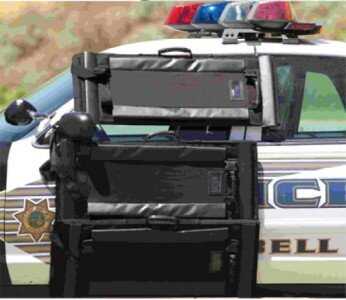 The shield can either be used carried, or as an armor plate for vehicles. It is magnetic and made to stick even at high speeds.