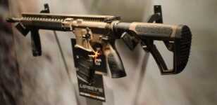 Daniel Defense V9 Series M4: High Quality Makes Great Shooting Barrels—SHOT Show 2014 Daniel Defense7