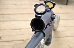 The detachable sunshade helps prevent reflections from the glass. The optical-quality clear lens caps provide protection for the optic while you retain the ability to use it with the caps closed.