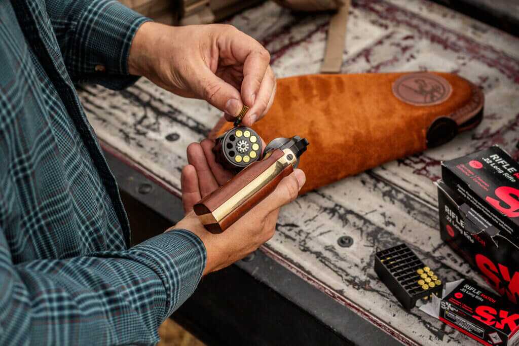 With a ten-shot capacity, the Golden Boy Revolver offers more shots between reloads.