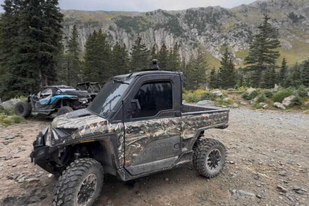 Dark 30 Defiance PTZ holding position while driving fast on rocky mountain ATV trail