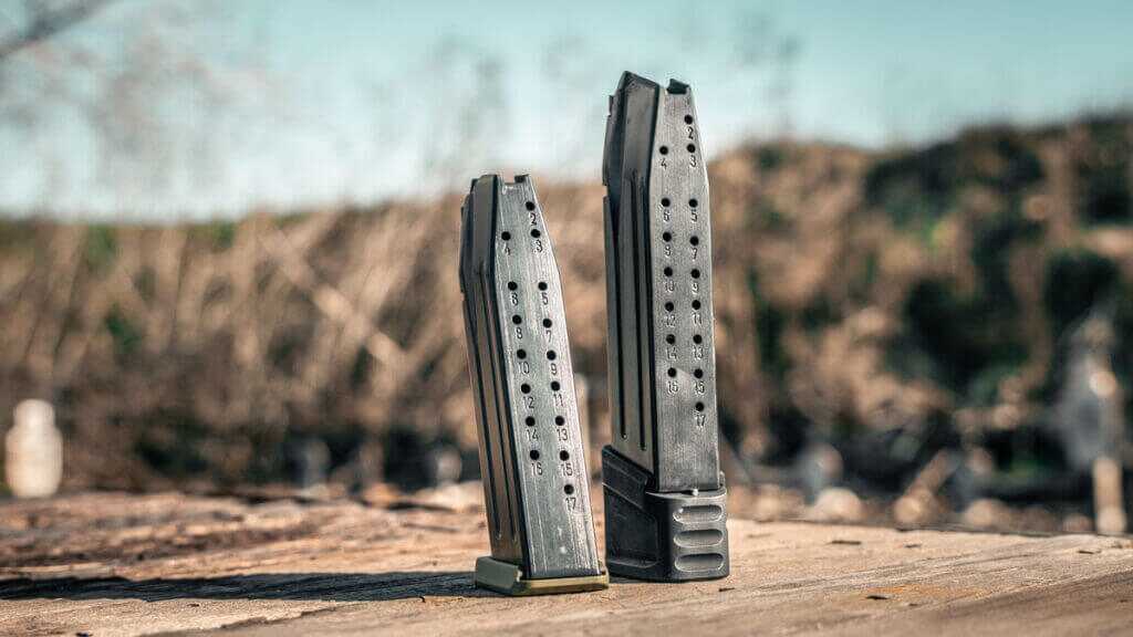 SAR9 SOCOM 21 round extended magazine with aluminum baseplate