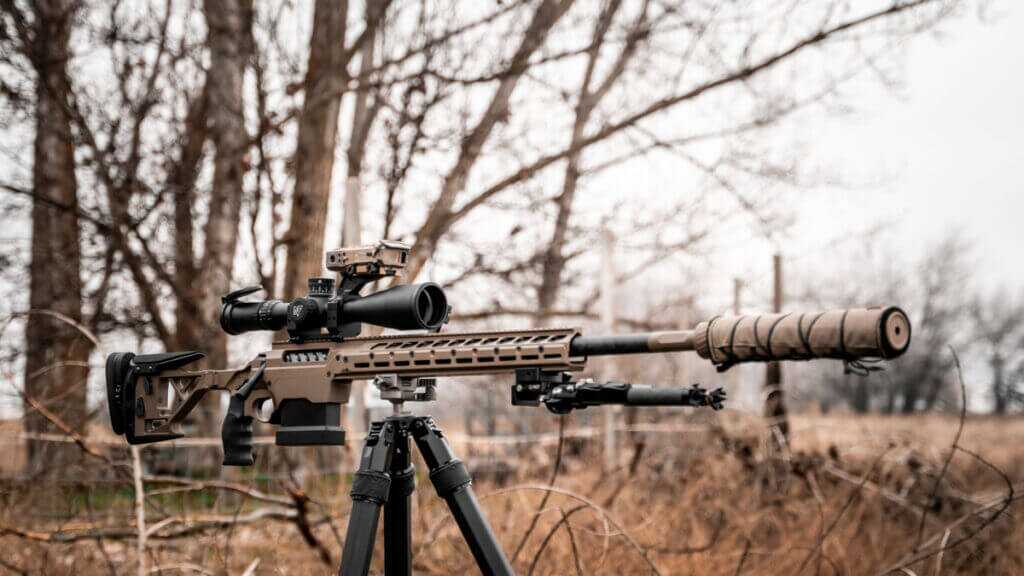 Seekins SIC caliber-specific components, barrel and magazine well laid out