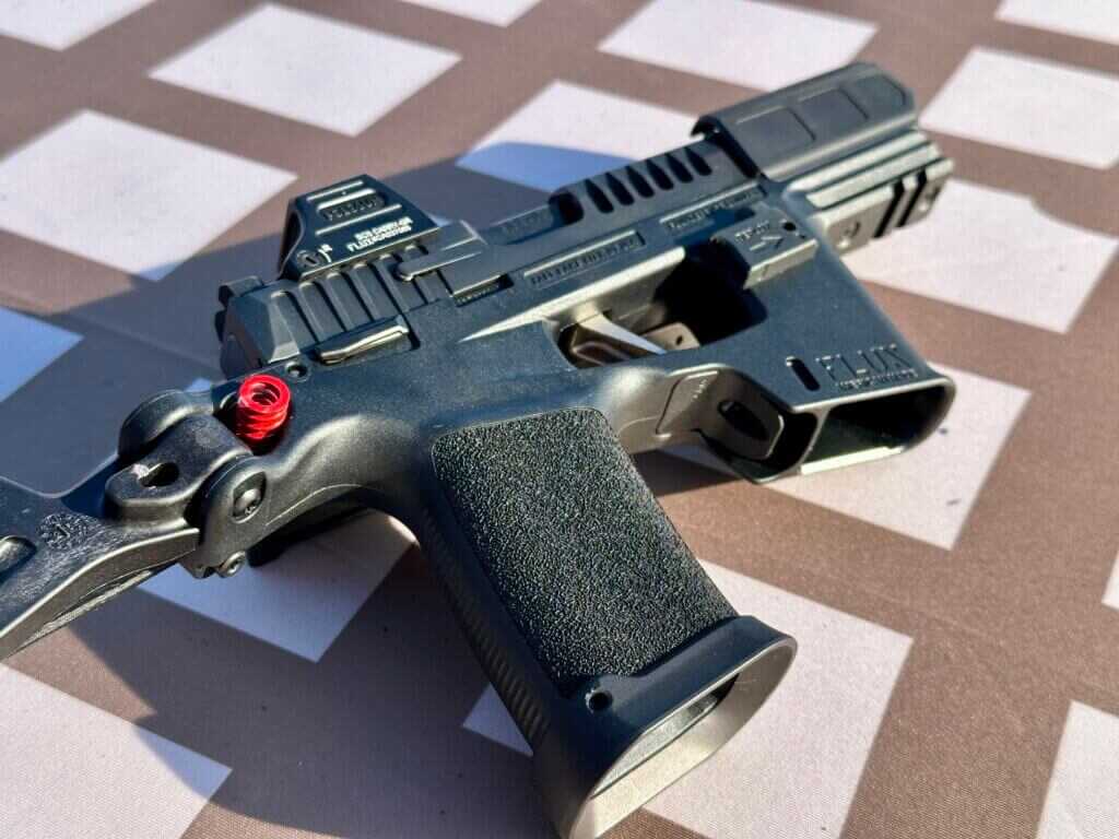 Closeup view of the PDW.