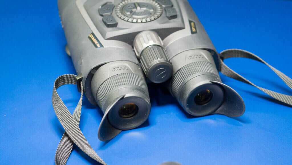 Close up view of the ocular lenses.