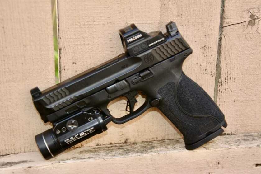 Smith & Wesson M&P 2.0 9mm pistol overview image showing service-size defensive handgun profile