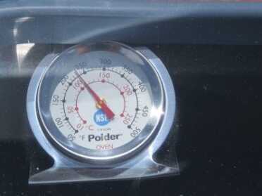 Even in short bursts of sun the oven quickly reached well above 212 degrees, making it ideal for heating water to re-hydrate freeze dried foods. It was tough to get it over 275 though.