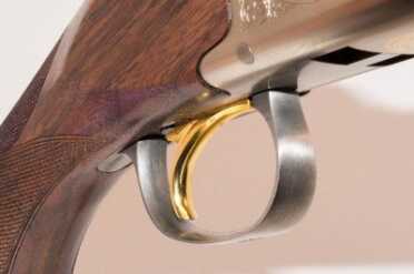 The trigger is radiused and finished with the traditional Browning gold.