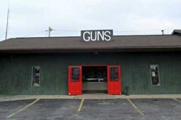 Gun store turns over records to New York state police The Albion Gun Shop (Photo: The Niagara Falls Reporter)