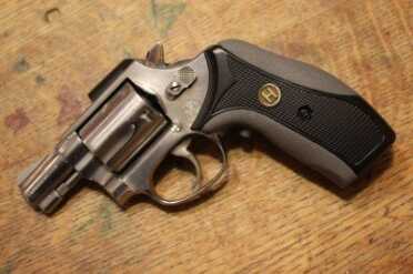 A Gun Light for a Revolver? sdsdsdsd