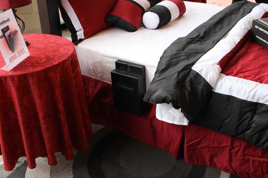 It doesn't have an obtrusive footprint.