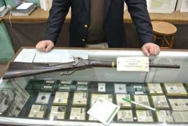 Selling History-Cohen and Sons of New Orleans Starr Carbine used during the Civil War.