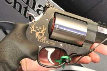 Smith's 460 Bone Collector Custom Shop Limited Edition - SHOT Show 2015 The Bone Collector