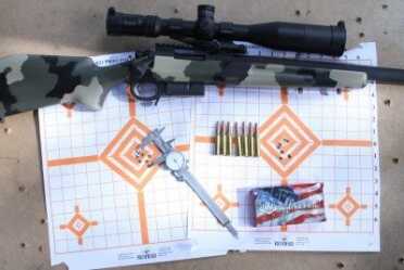 Then I tried the same scope over 7 rounds for each position on the magnification ring. 4x at 100 yards is hard for me with aging eyes, but I still managed to keep all the rounds into 1.5MOA consistently. 