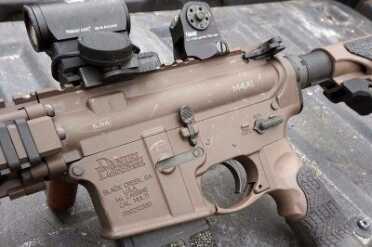 Finished in the new Daniel Defense Mil-Spec+ Cerakote, the new M4A1s look really sharp.