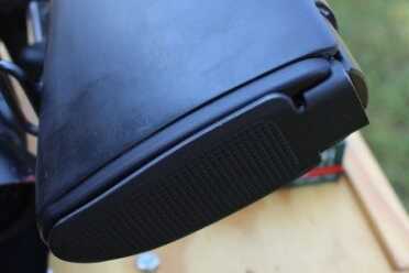 Need extra stability? Flip up this rear panel on the stock and left it rest on your shoulder. It is a great option for standing shots when fatigue gets the better of you.