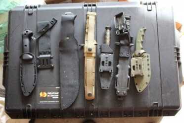 We'll also be looking at how the knives can and should be worn. That can be a big factor in deciding to buy a knife.