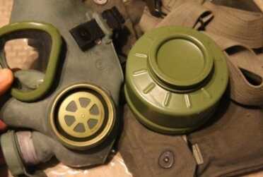 I thought that the only mask you had to worry about 60mm filters on was the Canadian M69, but these Serbian M-1 masks are also 60mm, which is not the standard size. 