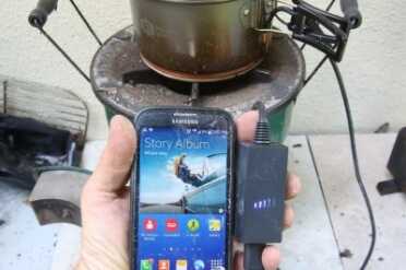 I did get a few lights briefly when I had a raging fire burning, but the lights weren't on for any length of time, nor did the phone show charging. 