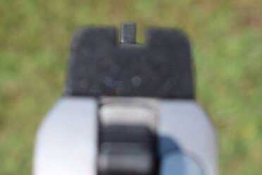 The front post allows for precise aim. Those who prefer dots may want something wider and brighter.