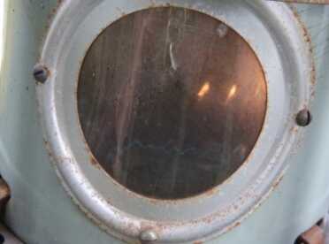 Prepping 101: Off Grid Heating With Diesel and Oil The Blue Flame burns the carbon monoxide, and it does have a blue flame. I was unable to get all of the yellow flame out, because my wick was uneven.